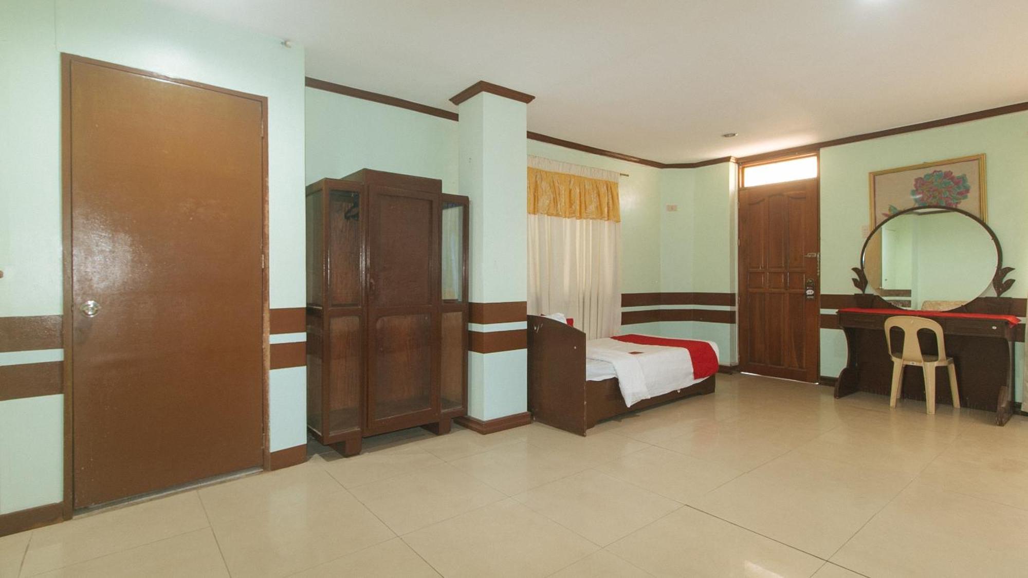 Reddoorz At Maanyag Pension House Mandaue Cebu Exterior foto
