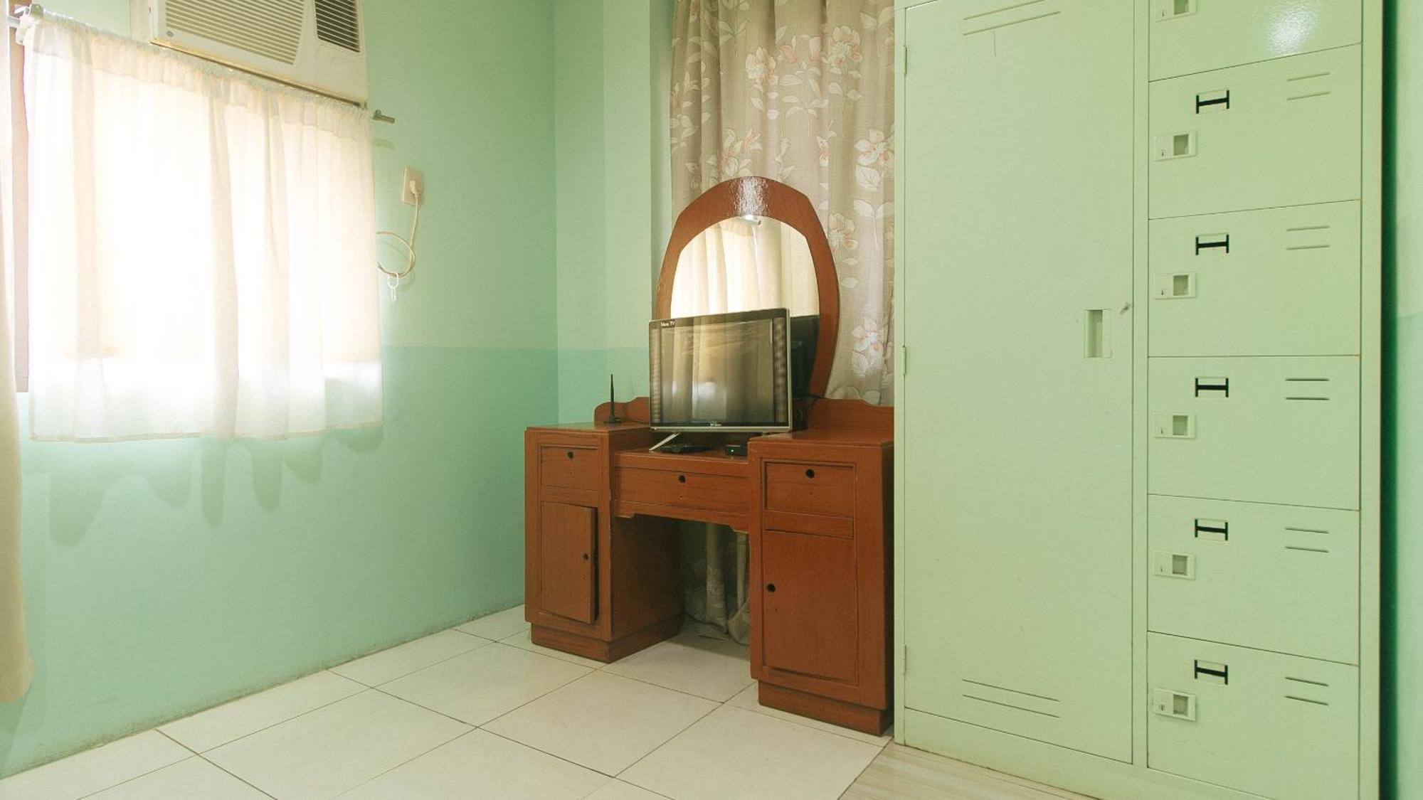 Reddoorz At Maanyag Pension House Mandaue Cebu Exterior foto